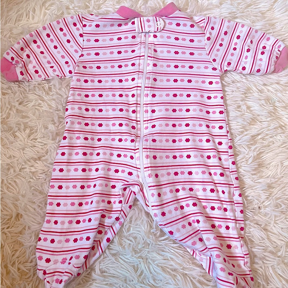 Footie PJS (3/15$) bundle